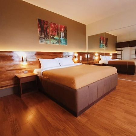 The Rosario Boutique Hotel Liloan エクステリア 写真